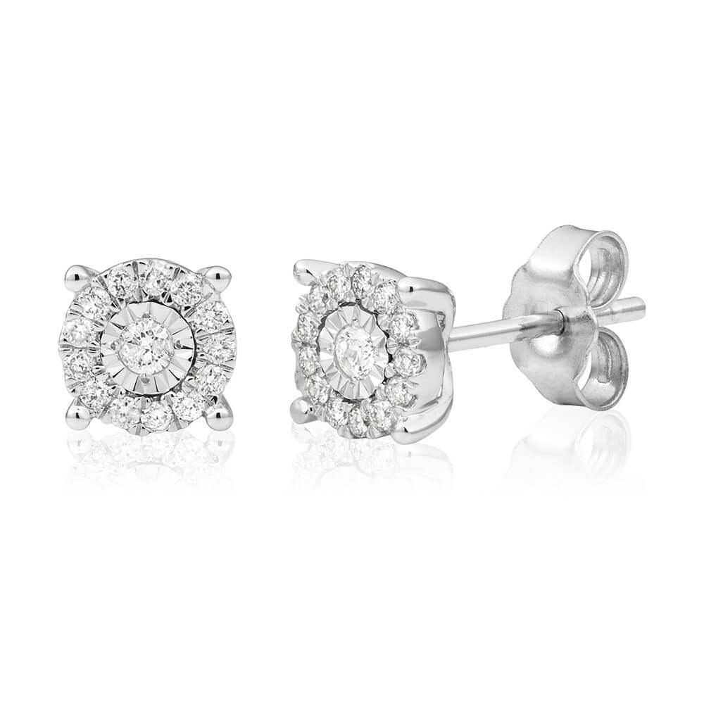 9ct White Gold Lovely Diamond Stud Earrings