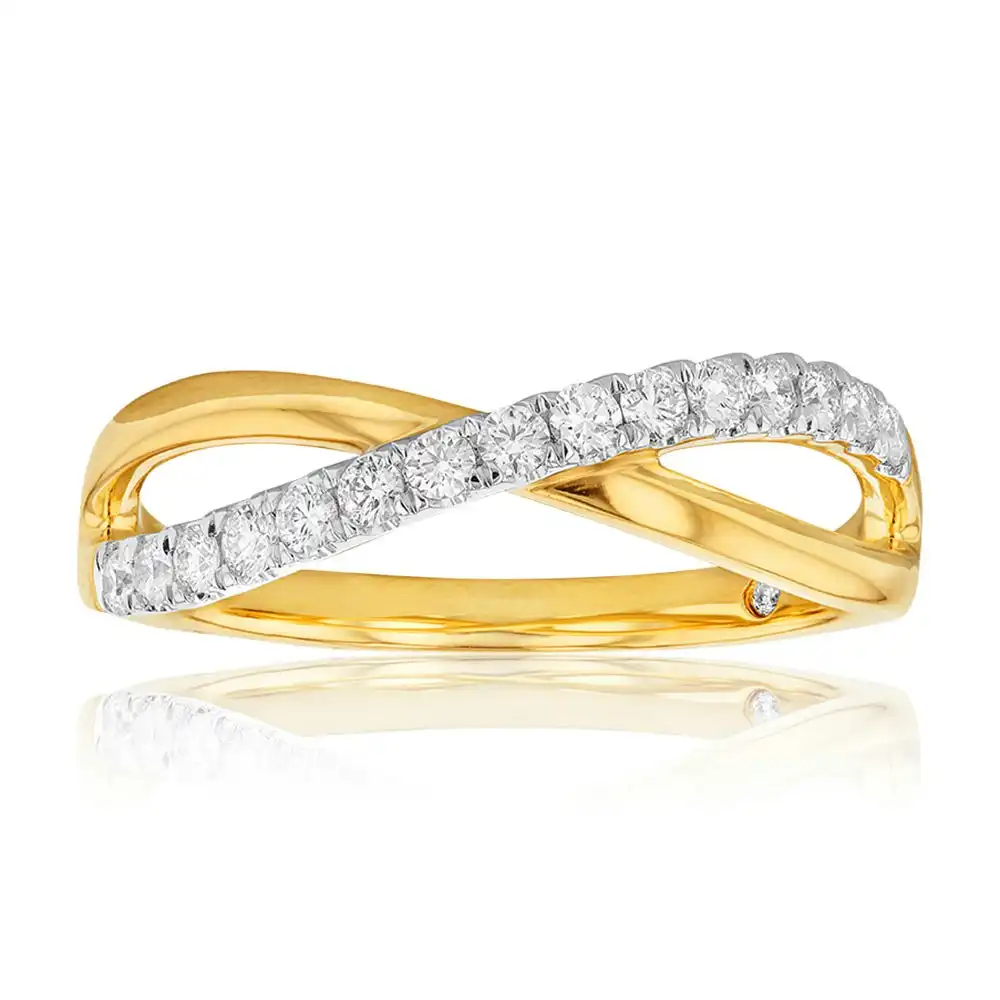 Flawless 1/4 Carat Diamond Infinity Ring in 9ct Yellow Gold