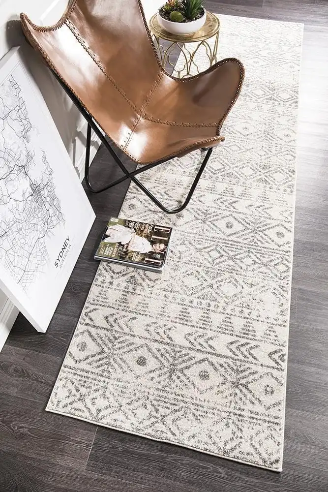 Rug Culture Oasis Ismail White Grey Rustic Runner Rug