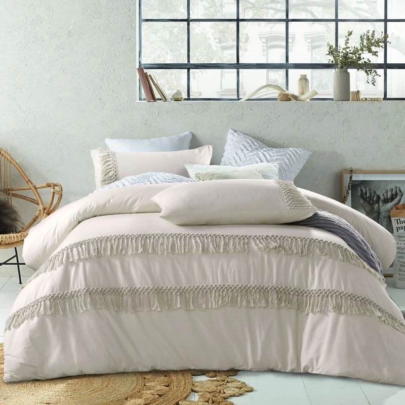 Vintage Design Cream Boho Tassel Quilt Cover Set