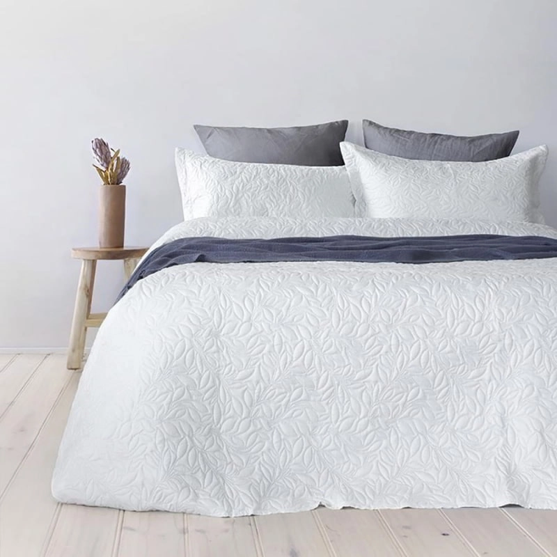 Bambury Botanica White Coverlet