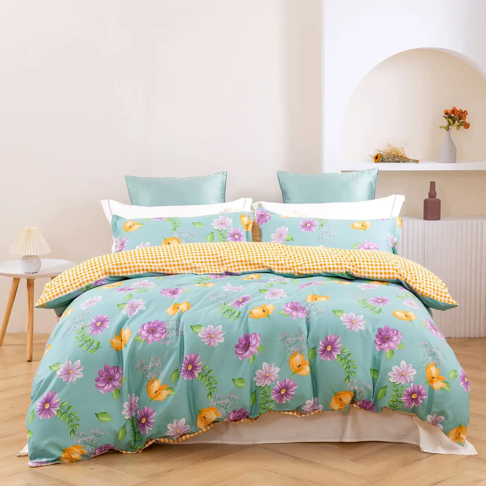 Dreamaker Zinnia 100% Cotton Reversible Quilt Cover Set Queen Bed