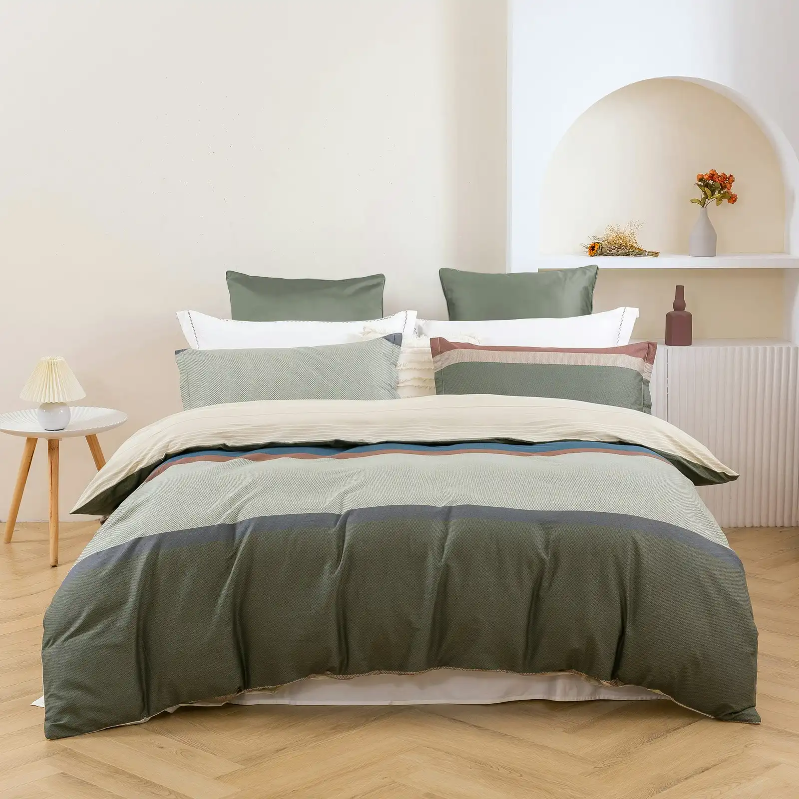 Dreamaker Canyon 100% Cotton Reversible Quilt Cover Set Single Bed
