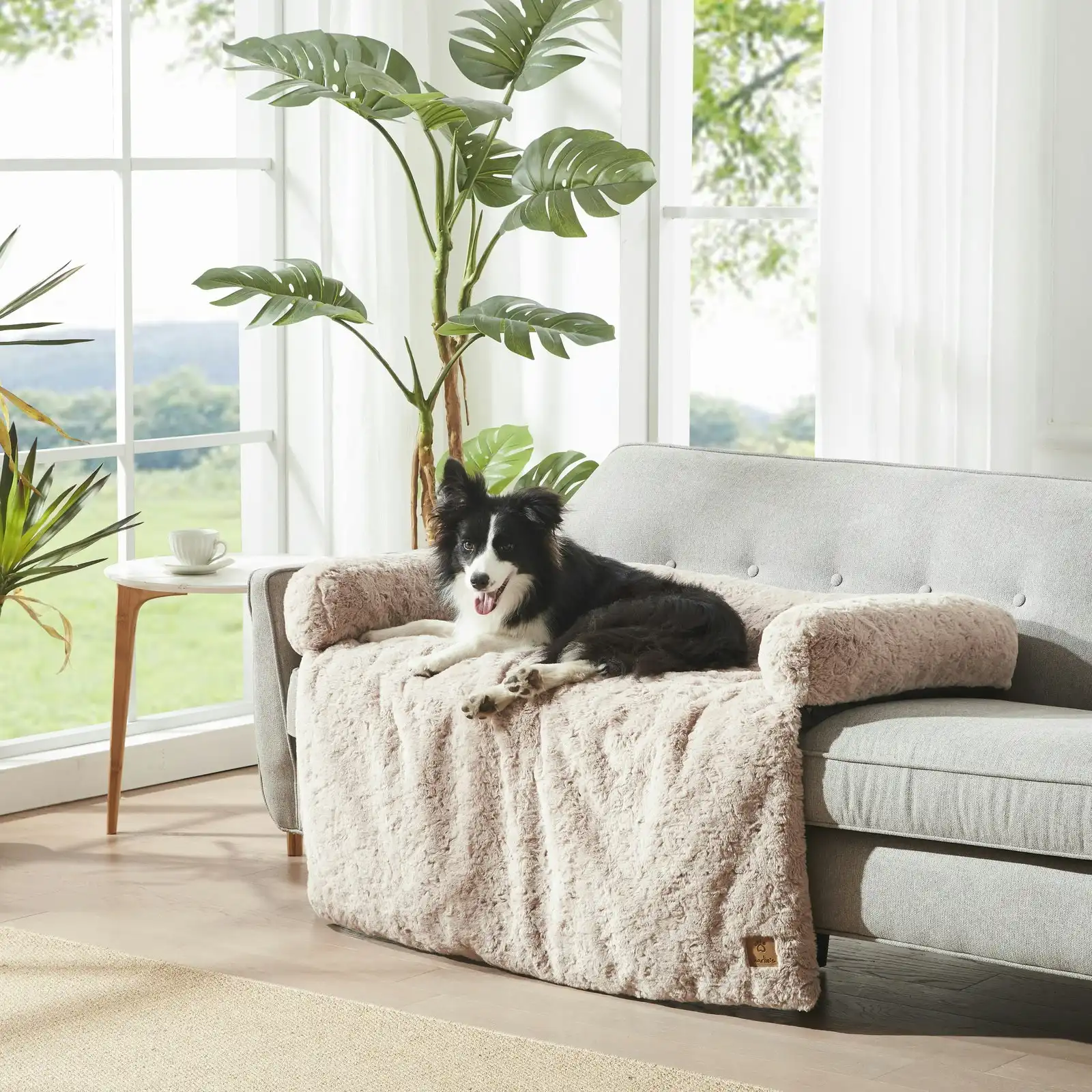Charlie's VIP Lush Faux Fur Bolster Sofa Protector Calming Dog Bed Natural Small