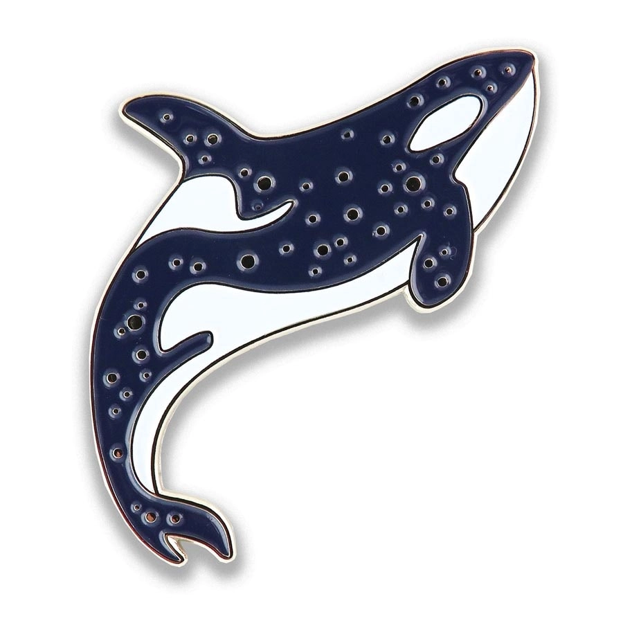 Splashing Whale Needle Minder