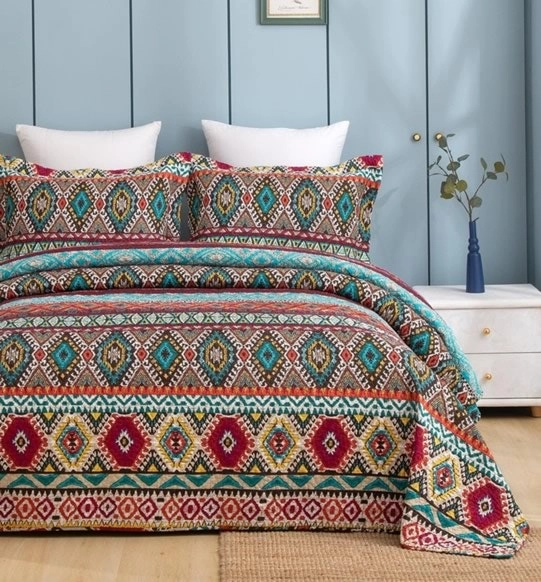 Azura Bedspread Set by Classic Quilts