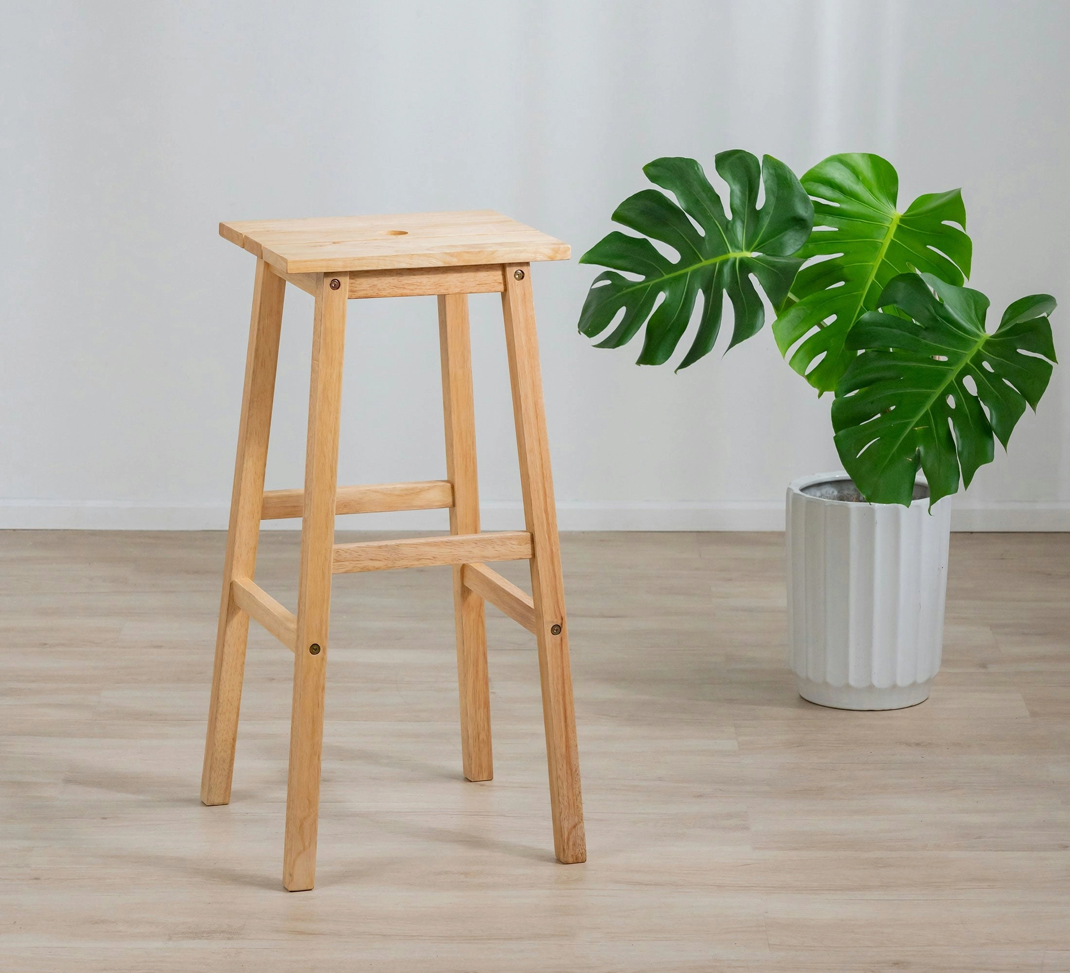 Moroni Bar Stool