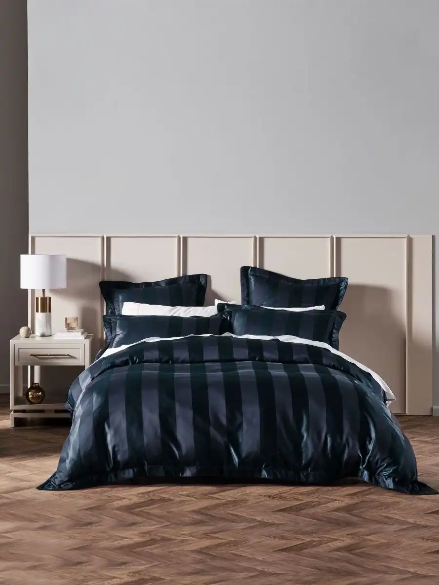 Grace By Linen House Francesco Navy Quilt Cover Set