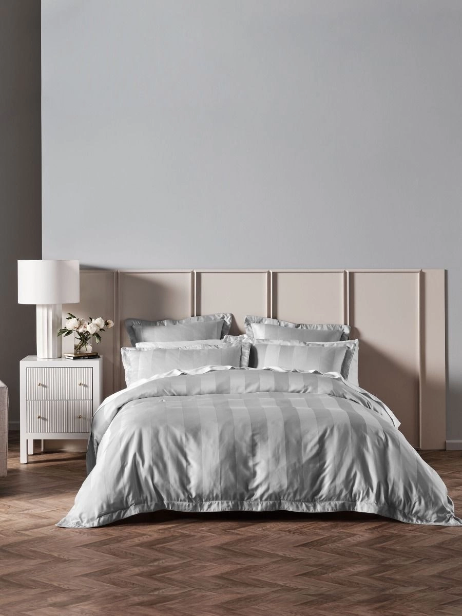 Grace By Linen House Francesco Silver Quilt Cover Set