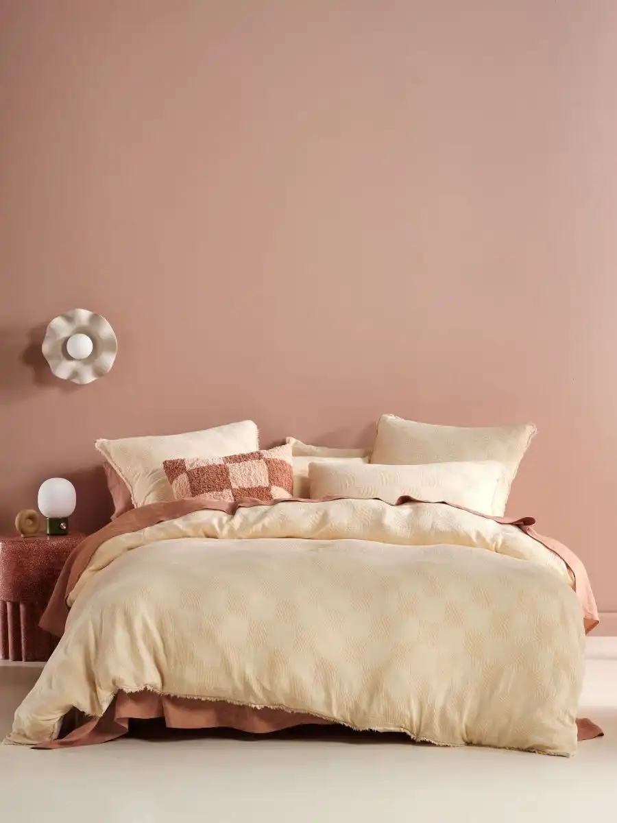 Linen House Capri Pale Peach Quilt Cover Set