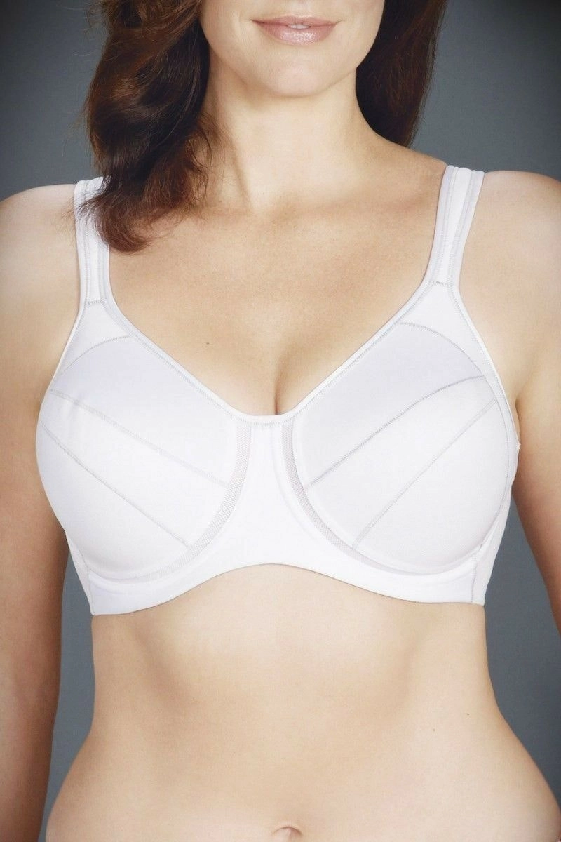 Berlei Curves Underwire Full Support Sports Bra White