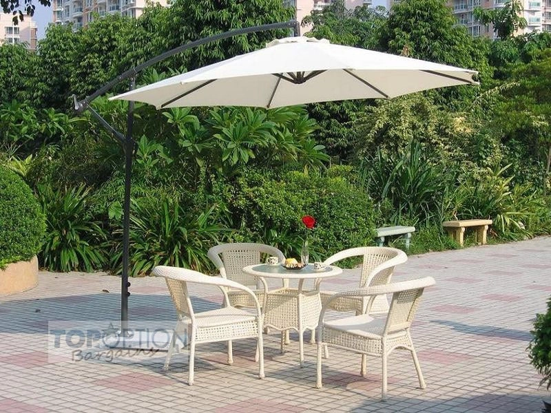 3m Steel Round Cantilever Outdoor Umbrella (White/Cream)