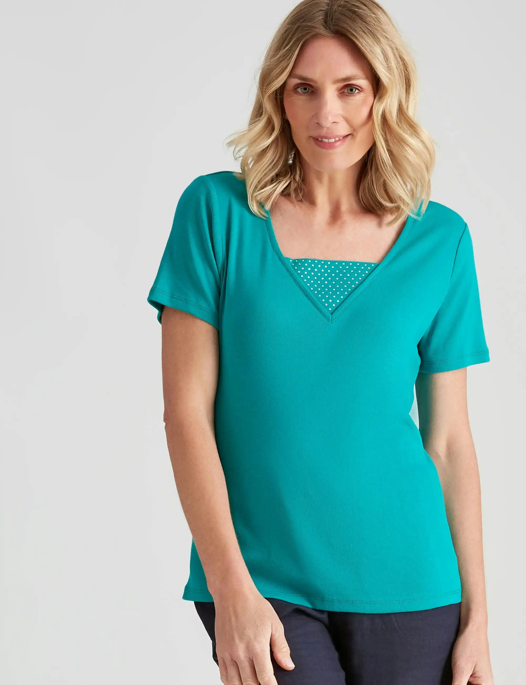 Noni B V Neck Stud Detail Rib Top (Dynasty Green)