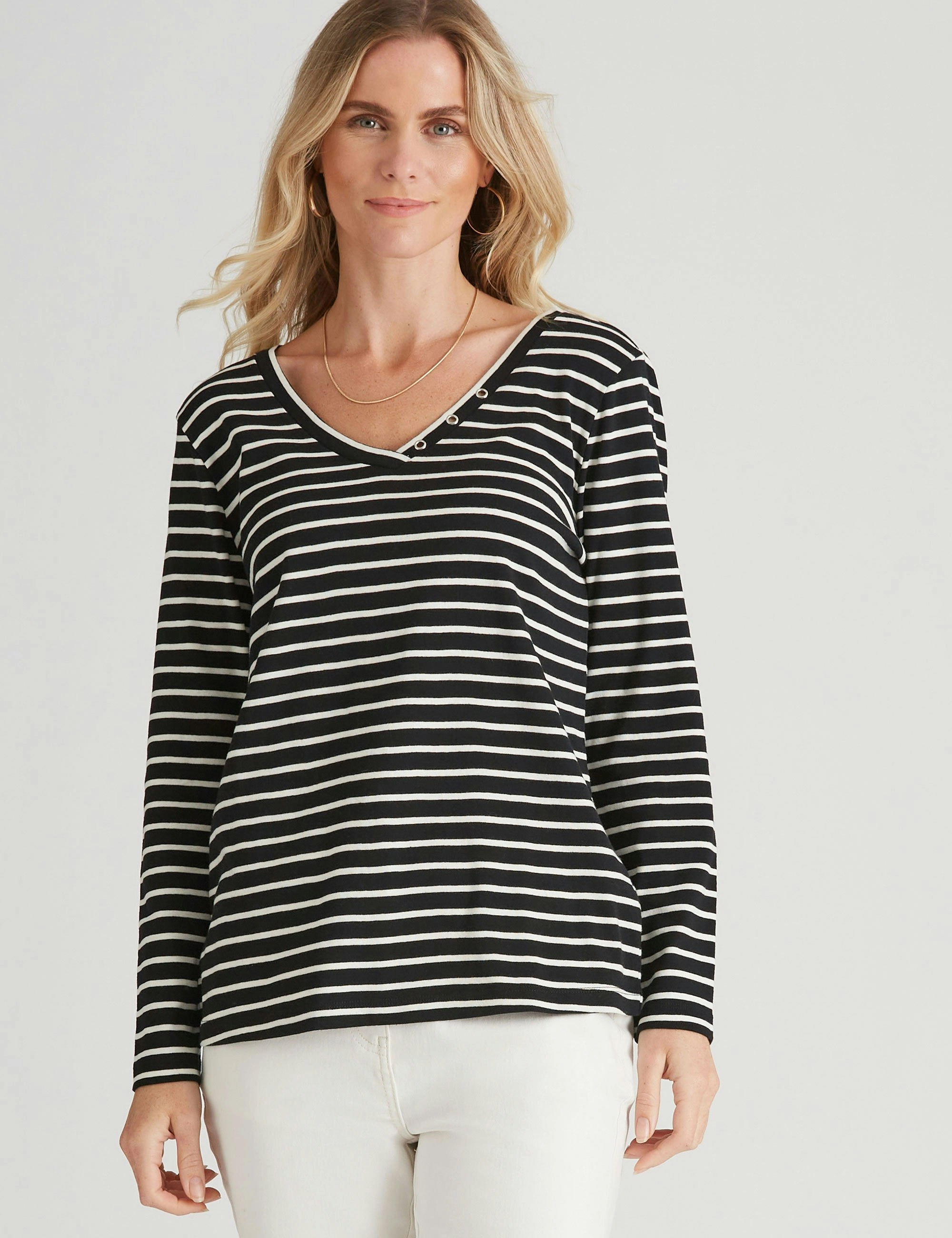 Millers Long Sleeve Stripe V-Neck Top (Black/White Stripe)