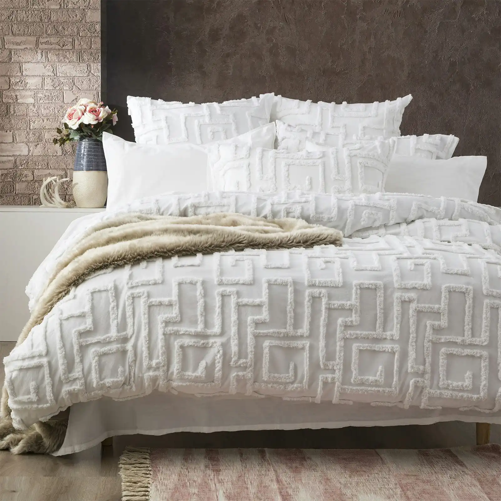 Renee Taylor Riley Double Bed Quilt Cover VT Washed Cotton Chenille Tufted White