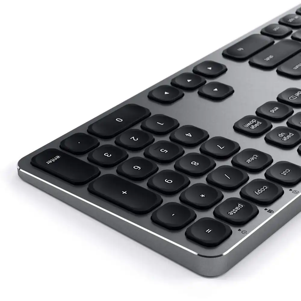 Satechi USB-A Wired Keyboard for PC Desktop Apple Mac/MacBook Air/Pro Space Grey